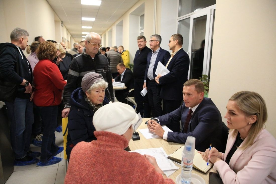 В Хлебниково прошел выездной прием жителей Долгопрудного - Официальный сайт  администрации города Долгопрудный